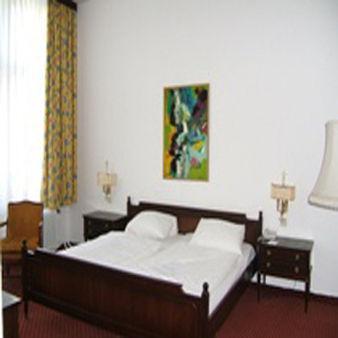 Grand City Hotel Berlin Zentrum Buitenkant foto