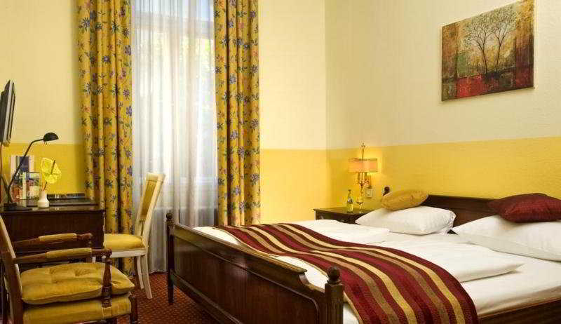 Grand City Hotel Berlin Zentrum Buitenkant foto