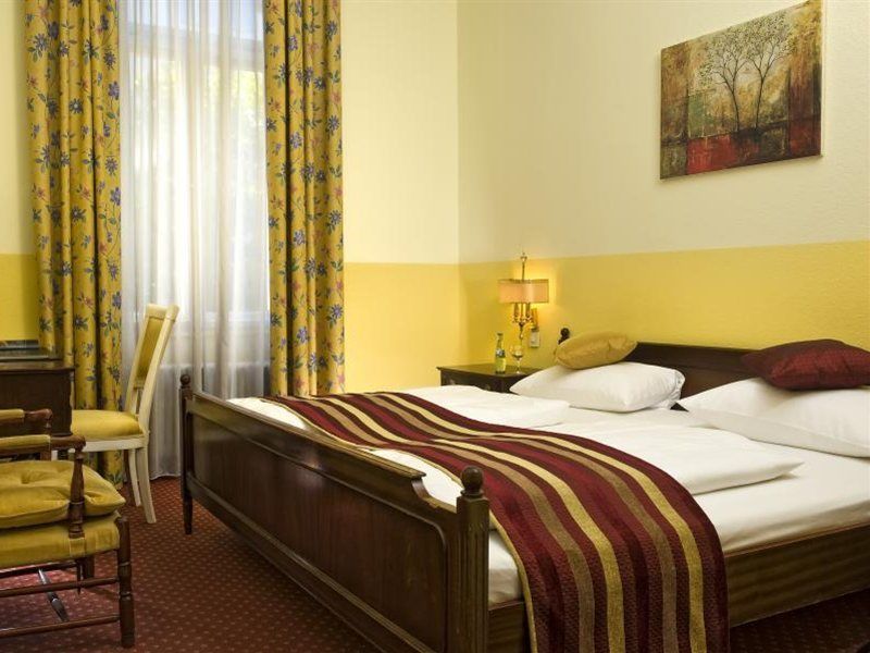 Grand City Hotel Berlin Zentrum Buitenkant foto